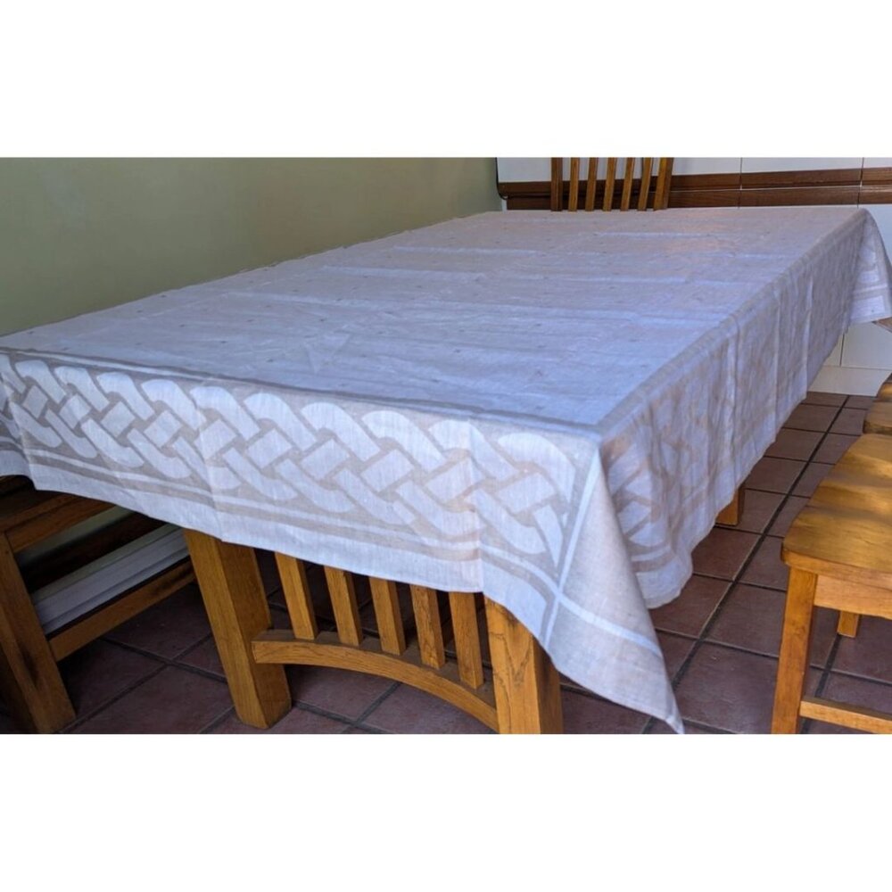 ALMEDAHLS Natural 100% Linen Tablecloth Sweden 60" X 77" (152 x 195 cm) NEW